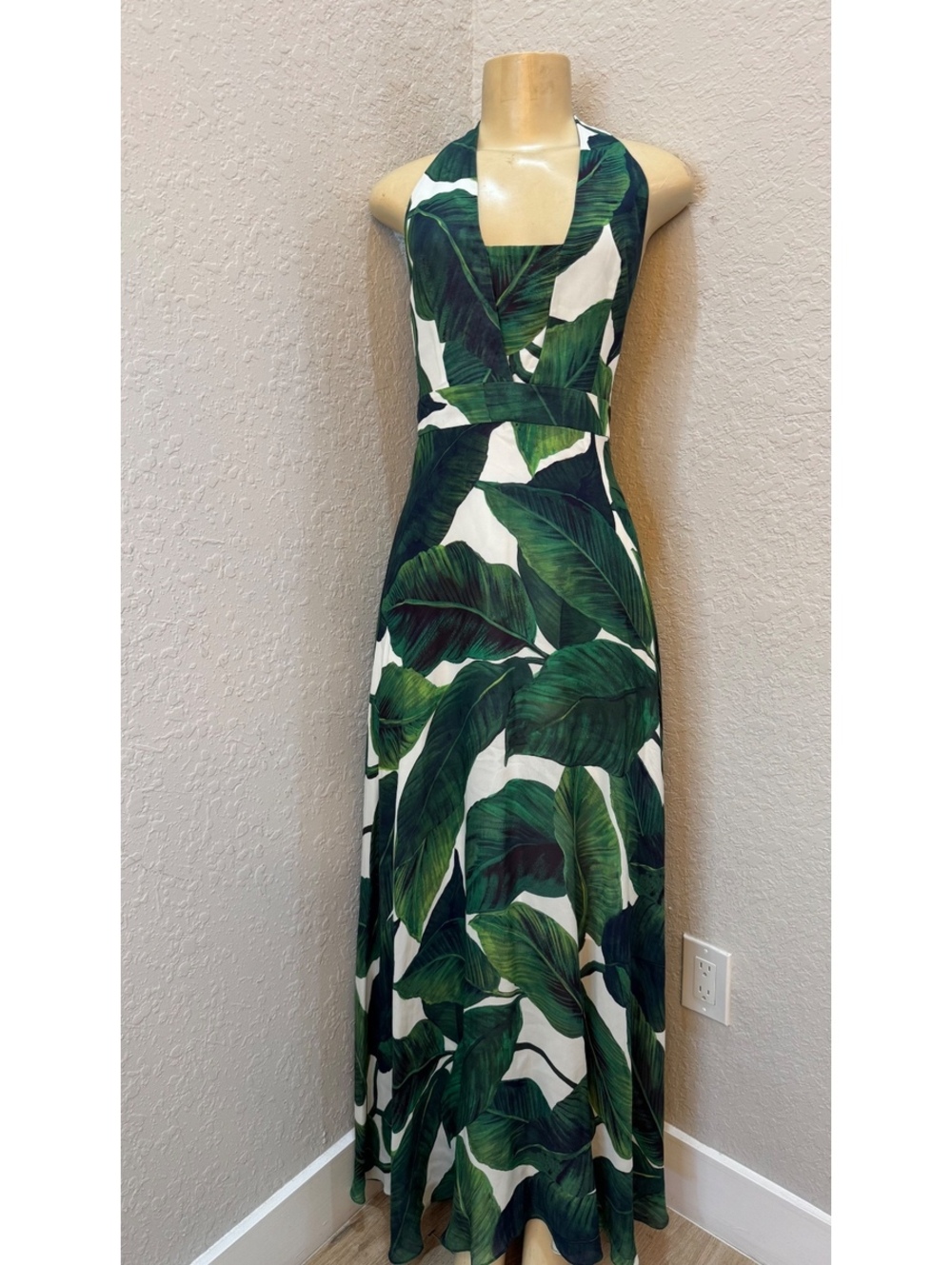 MILLY Tropical Banana Leaf Halter Maxi Dress Green White Backless NWOT - Picture 5 of 9